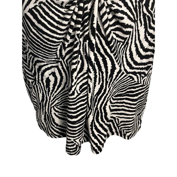 Chaus Women's Large Empire Gathered Waist Black White Animal Print 3/4 Sleeve - Picture 5 of 7
